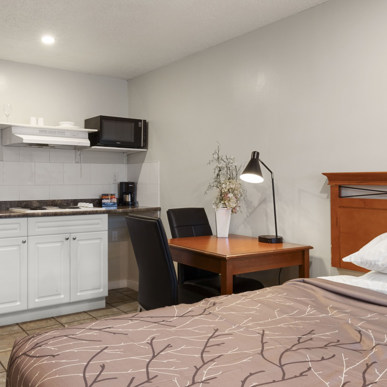 King Kitchenette